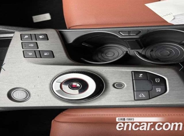 Kia Sportage 2025 — Фото 13/20