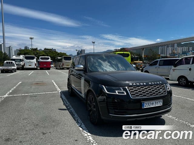 Land Rover Range Rover 2018 — Фото 2/14