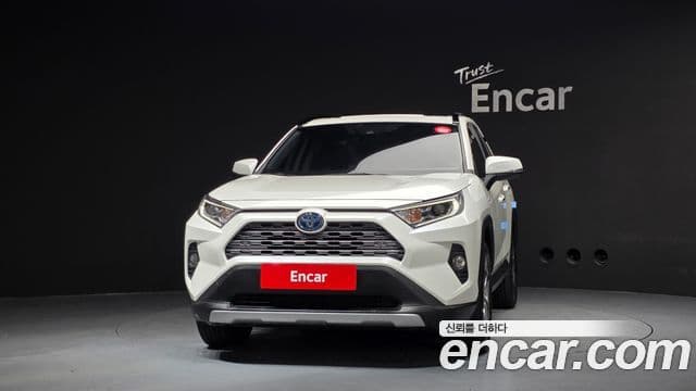 Toyota RAV4 2020 — Şəkil 30/37