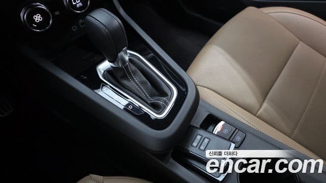 Renault Samsung Arkana 2025 — Şəkil 19/35