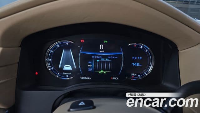 Cadillac Escalade 2018 — ფოტო 12/20