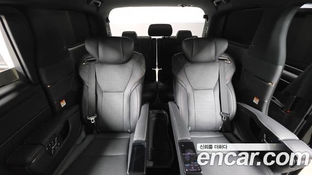 Toyota Alphard 2026 — Фото 16/20