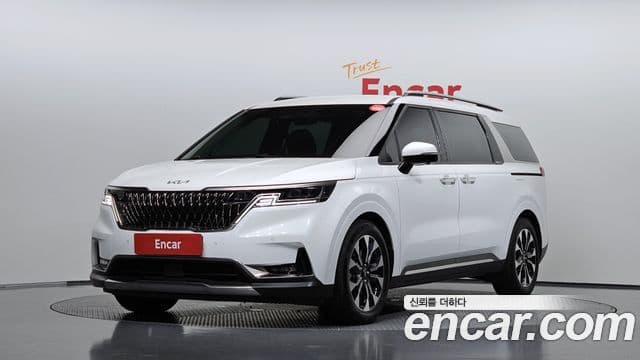Kia Carnival 2022 — Фото 1/20