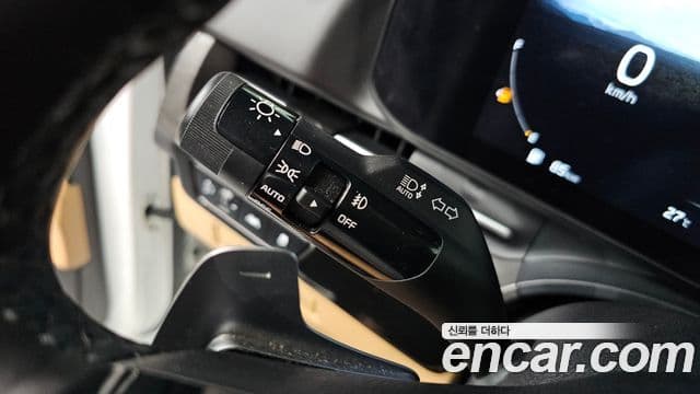 Kia Carnival 2022 — Photo 14/33