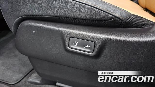 Kia Carnival 2022 — Photo 13/33
