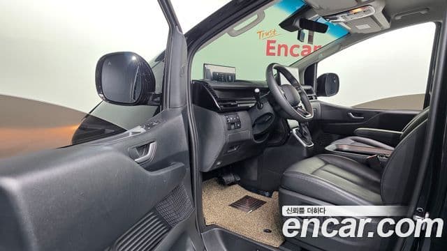 Hyundai Staria 2026 — Фото 10/20