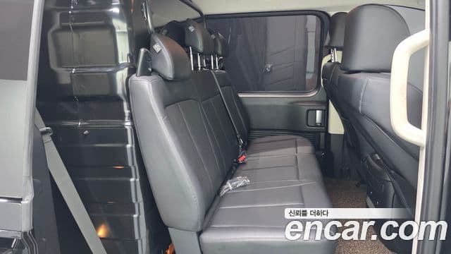 Hyundai Staria 2026 — Фото 11/20