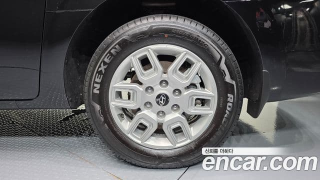 Hyundai Staria 2026 — Photo 34/34