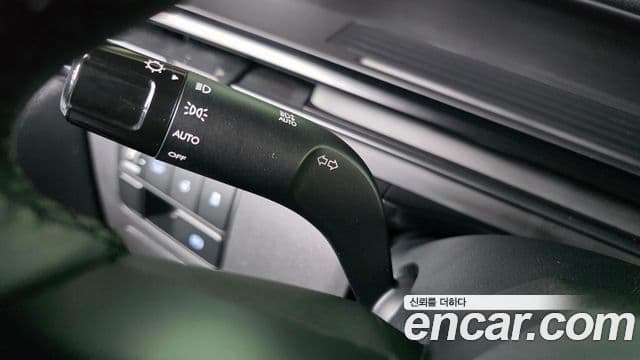 Hyundai Staria 2026 — Photo 21/34