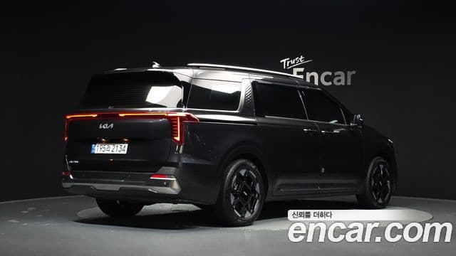 Kia Carnival 2024 — Фото 2/20