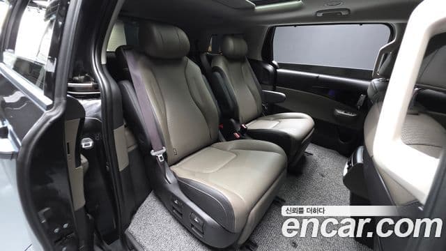 Kia Carnival 2024 — Фото 12/20
