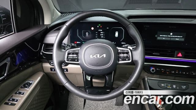 Kia Carnival 2024 — Фото 13/20