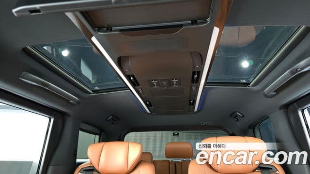 Toyota Alphard 2025 — Фото 17/20