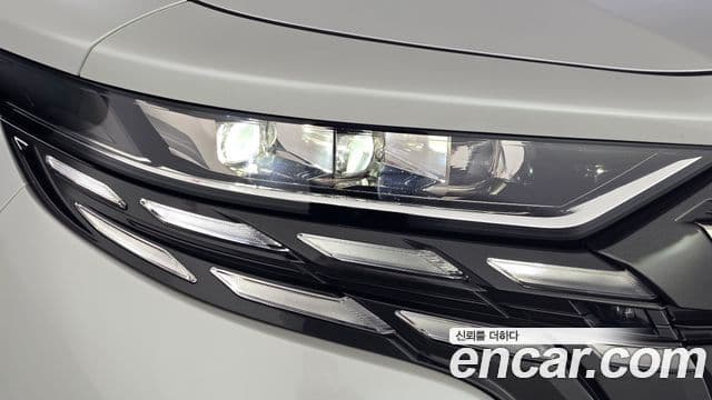 Toyota Alphard 2025 — Şəkil 24/35