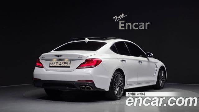 Genesis G70 2018 — Фото 2/20