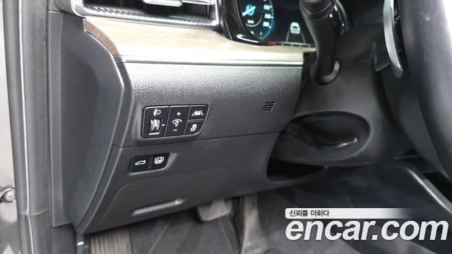 Kia K5 2021 — ფოტო 1/30