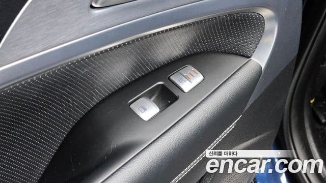 Genesis G70 2019 — Şəkil 1/33