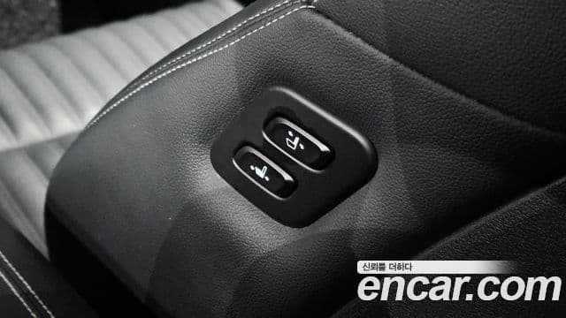 Genesis G70 2019 — Şəkil 33/33