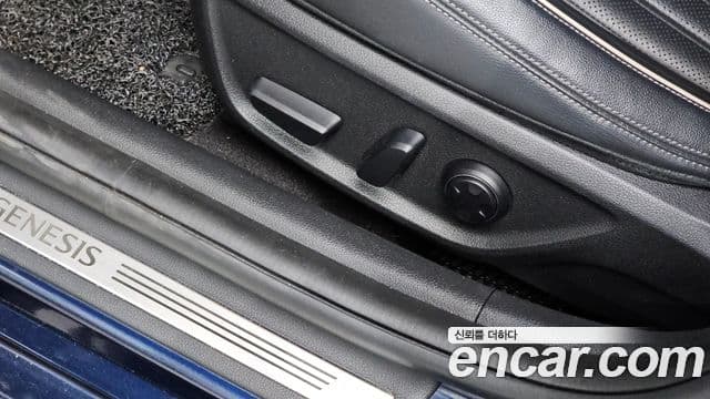 Genesis G70 2019 — Şəkil 29/33