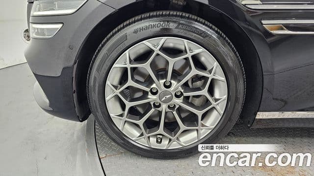 Genesis Electrified G80 2020 — ფოტო 5/20