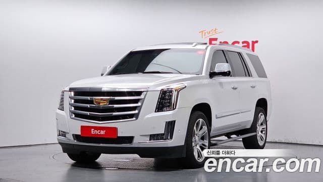 Cadillac Escalade 2018 — Şəkil 18/20