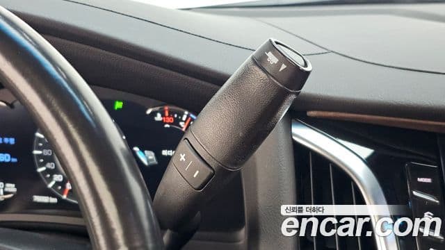 Cadillac Escalade 2018 — Şəkil 4/20