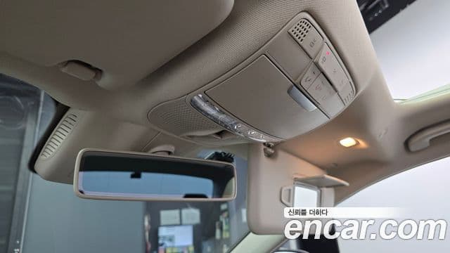 Mercedes-Benz E-Class 2018 — Şəkil 18/20