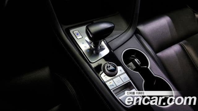 Genesis G70 2020 — Şəkil 9/20