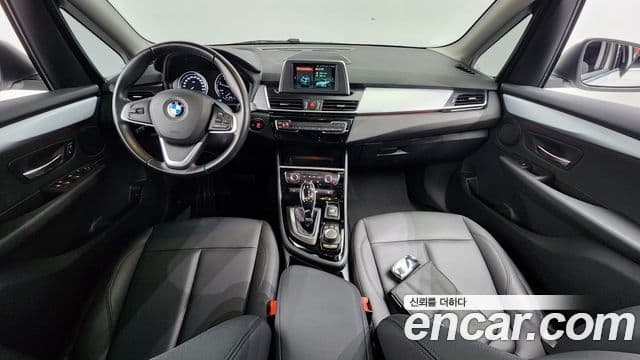 BMW 2 Series Active Tourer 2019 — ფოტო 9/20
