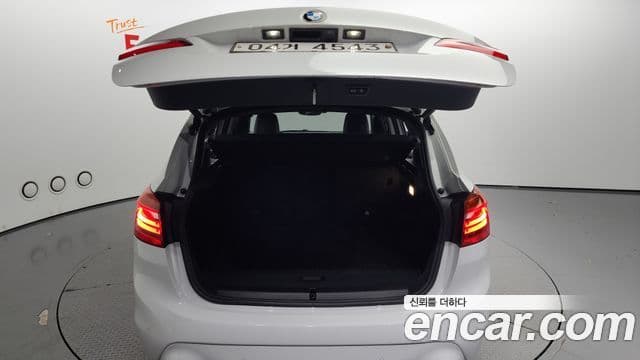 BMW 2 Series Active Tourer 2019 — фото 19 из 20