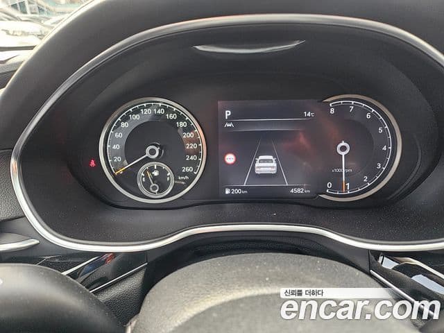 Genesis Electrified G80 2023 — Şəkil 13/20