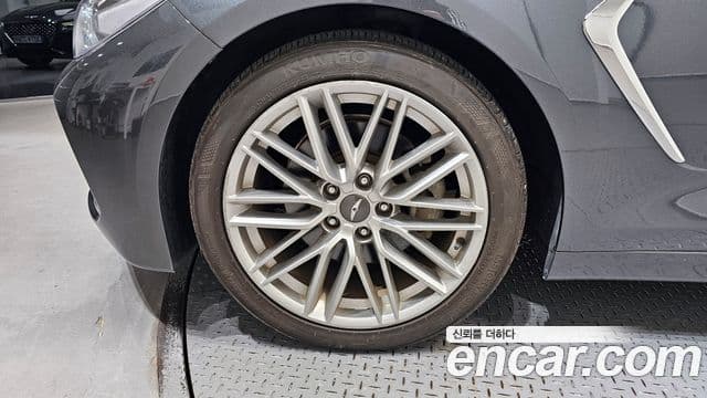 Genesis G70 2019 — ფოტო 5/20