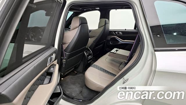 BMW X5M 2023 — Photo 2/20