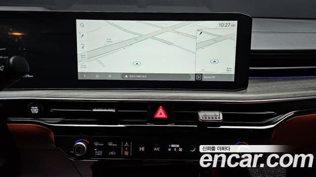 Kia K5 2024 — ფოტო 15/20