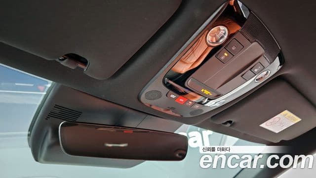Kia K5 2024 — ფოტო 17/20