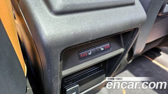 Land Rover Discovery Sport 2019 — Şəkil 10/20