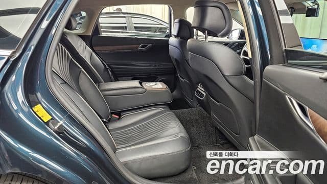 Genesis Electrified G80 2021 — Şəkil 12/20