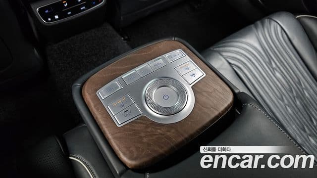 Genesis Electrified G80 2021 — Şəkil 18/20
