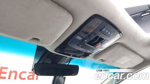 Hyundai Staria 2023 — Фото 19/20
