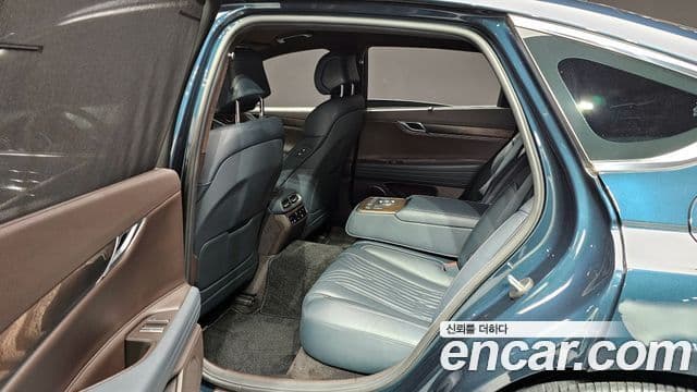 Genesis Electrified G80 2020 — Şəkil 11/20