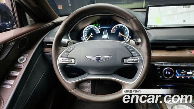 Genesis Electrified G80 2020 — Şəkil 13/20