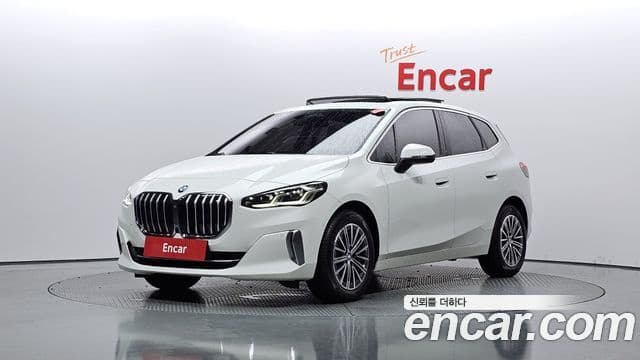 BMW 2 Series Active Tourer 2024 — Photo 16/20
