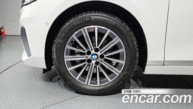 BMW 2 Series Active Tourer 2024 — Photo 20/20