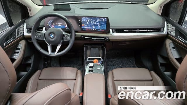 BMW 2 Series Active Tourer 2024 — Photo 4/20