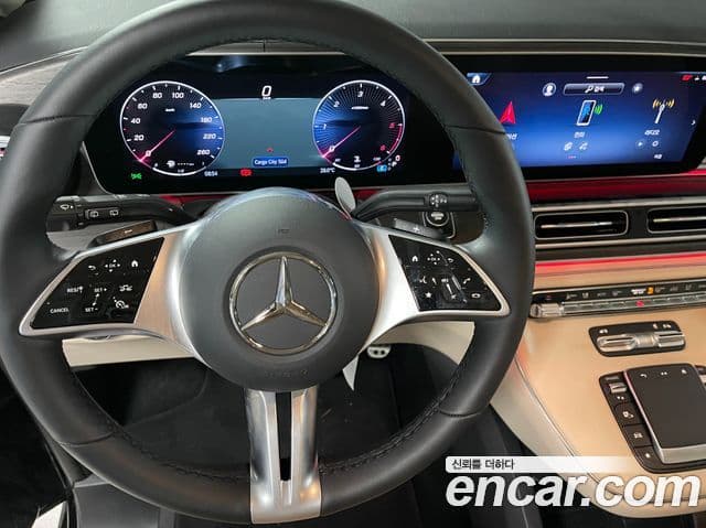 Mercedes-Benz V-Class 2025 — ფოტო 6/20