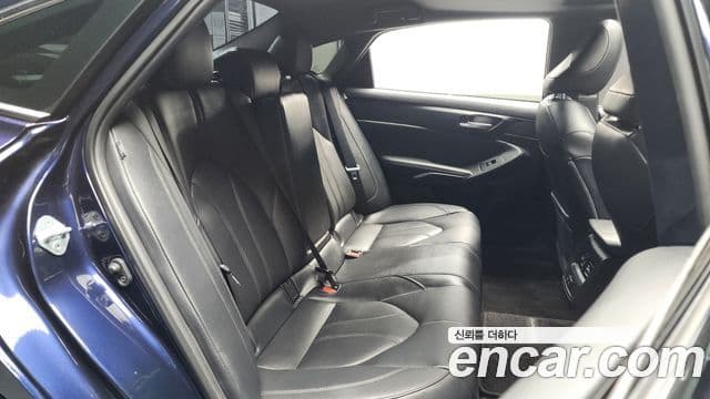 Toyota Avalon 2021 — ფოტო 12/20