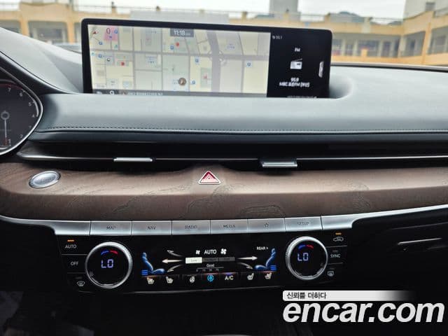 Genesis Electrified G80 2020 — ფოტო 14/20