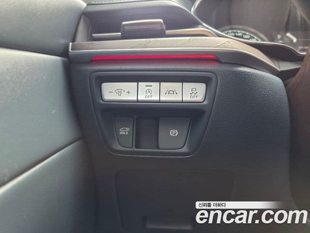 Genesis Electrified G80 2020 — ფოტო 17/20