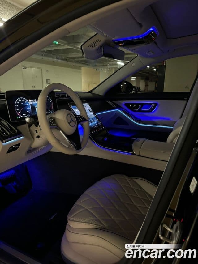 Mercedes-Benz S-Class 2023 — Photo 3/6