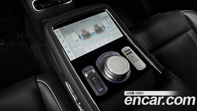 Genesis G90 2023 — ფოტო 18/20